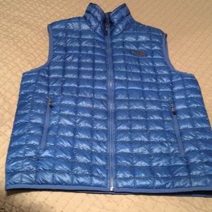 Men’s North Face Thermoball vest
